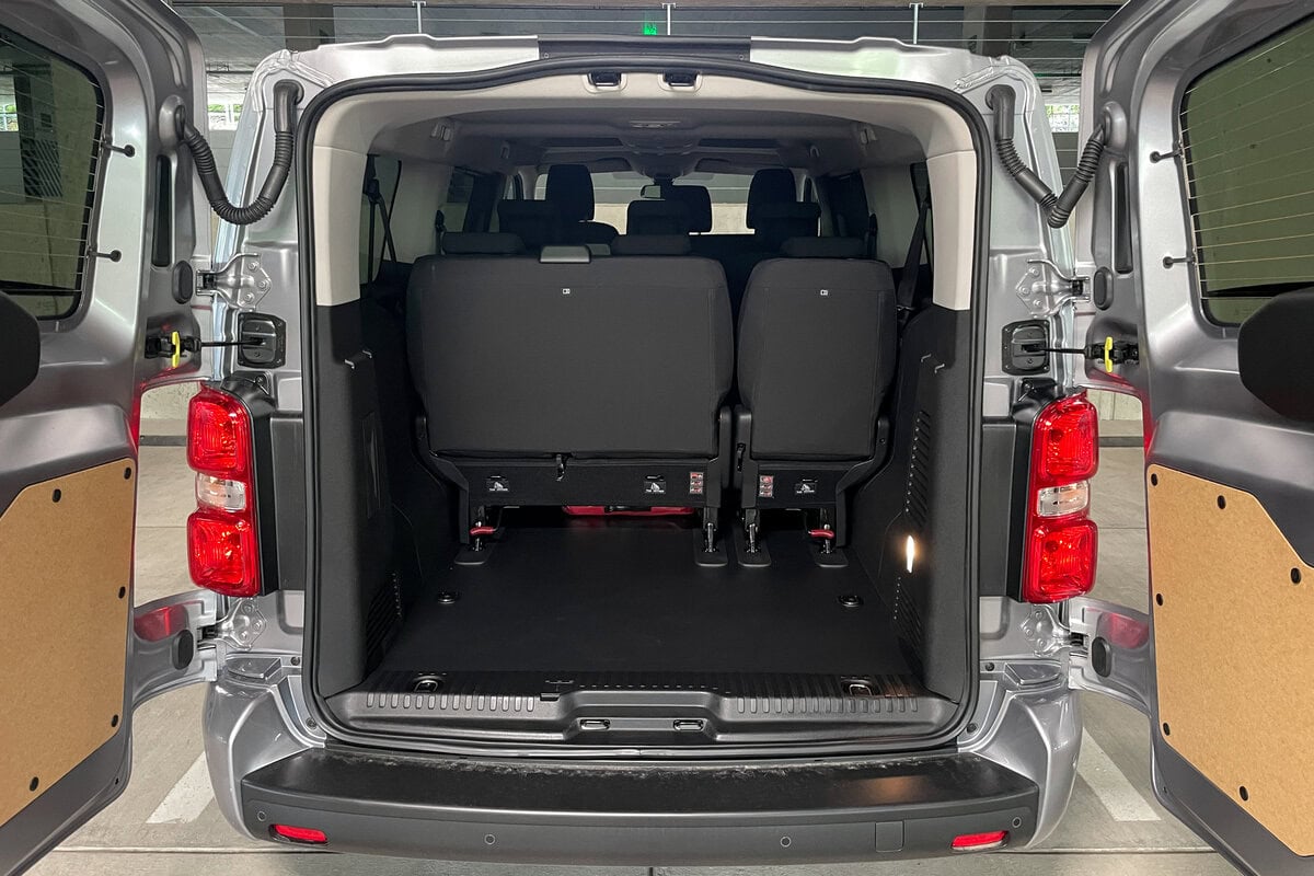 9 miestna toyota proace verso automat