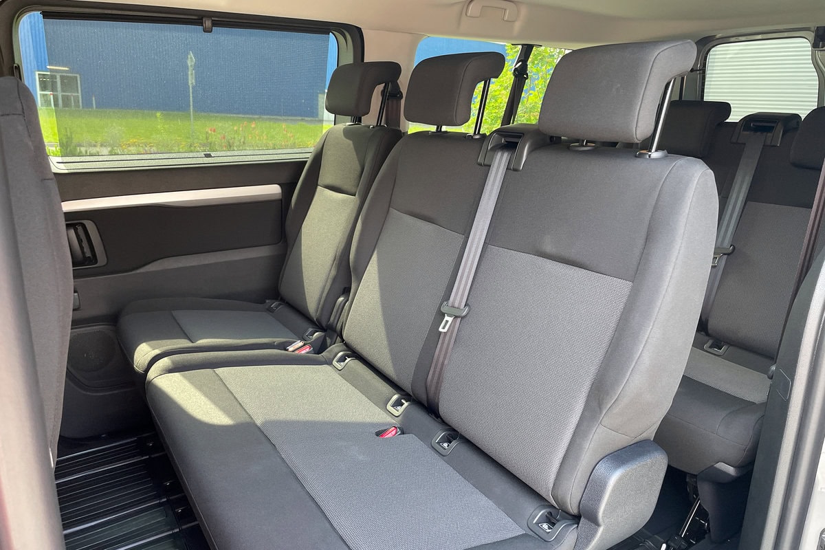 9 miestna toyota proace verso automat
